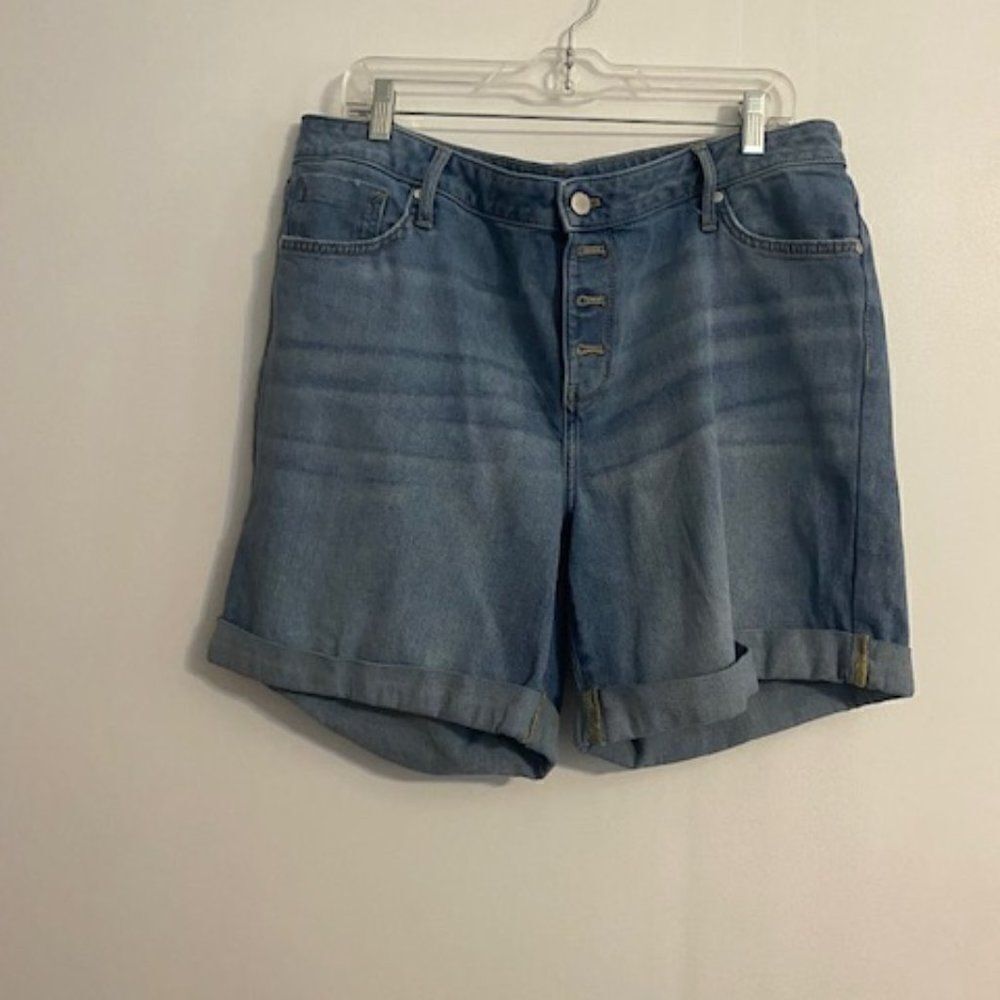 Simply Vera Vera Wang Fly Button Mid-Rise 5 pocket cuffed denim shorts, size 16
